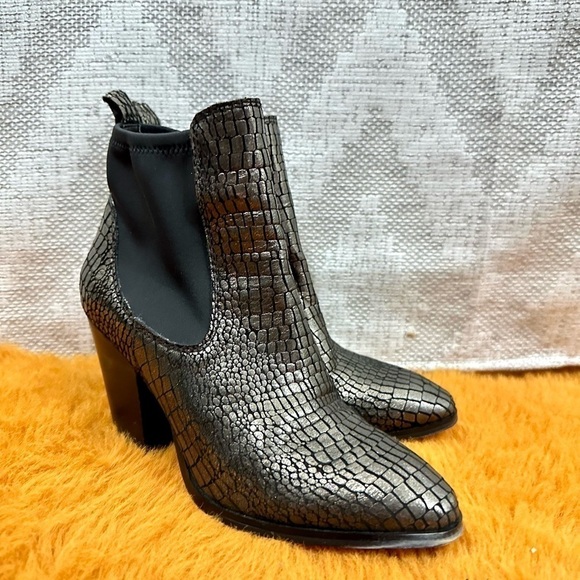 Donald J Pliner Senor metallic croc embossed ankle booties size 7.5 - Picture 5 of 12